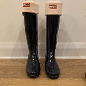 Hunter Original Refined Gloss, navy + Hunter boots socks, ivory